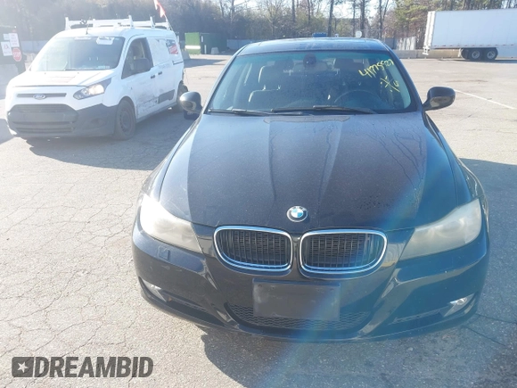 2011 BMW 3 Series 328i xDrive with VIN WBAPK7G52BNN78753, listed as a IAAI auction lot 41775527 with 89,309 mi miles. Bid and sale history available at carsss.com. Image 6.