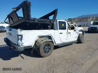 2021 Jeep Gladiator Mojave with VIN 1C6JJTEG5ML529206, listed as a IAAI auction lot 39566766 with 1 mi miles. Bid and sale history available at carsss.com. Image 4.