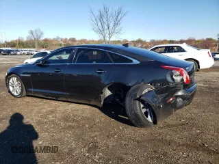 2015 Jaguar XJ Portfolio with VIN SAJWJ2GD1F8V77420, listed as a Copart auction lot 81786334 with 129,190 mi miles and Salvage title. Bid and sale history available at DreamBid. Image 2.