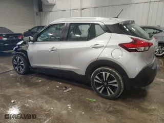 2018 Nissan Kicks SR with VIN 3N1CP5CU6JL541145, listed as a Copart auction lot 48081725 with 43,828 mi miles and Clean Title. Bid and sale history available at carsss.com. Image 2.