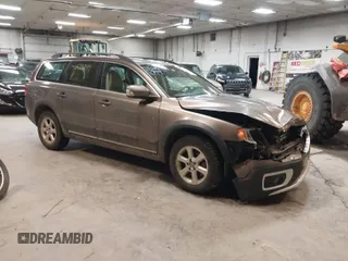 2010 Volvo XC70 3.2L with VIN YV4960BZ4A1089582, listed as a IAAI auction lot 41521099 with 147,759 mi miles and . Bid and sale history available at DreamBid. Image 1.