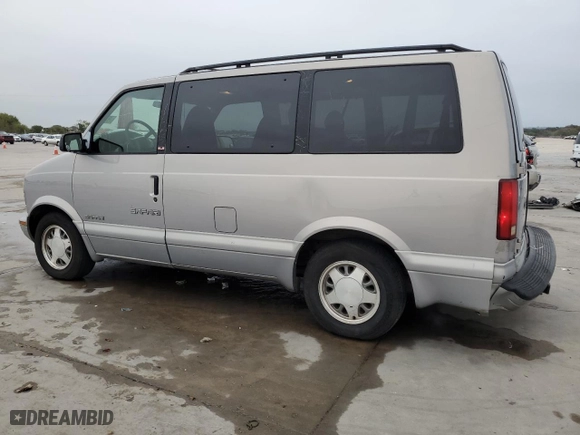 2000 GMC Safari Passenger with VIN 1GKDM19W8YB534175, listed as a Copart auction lot 79751414 with 0 mi miles and Salvage Title. Bid and sale history available at carsss.com. Image 2.