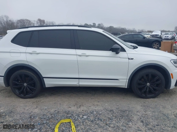 2020 Volkswagen Tiguan SE with VIN 3VV2B7AX1LM151388, listed as a IAAI auction lot 41480146 with 154,567 mi miles. Bid and sale history available at carsss.com. Image 13.