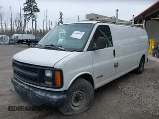 2000 Chevrolet City Express Cargo z VIN 1GCHG39R1Y1158810, wystawiony jako IAAI lot #41804626 z przebiegiem Nie podano mil oraz . Historia ofert i sprzedaży dostępna na DreamBid. Obrazek 2.