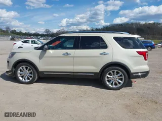 2018 Ford Explorer Limited with VIN 1FM5K7F89JGB84669, listed as a IAAI auction lot 41880507 with 93,941 mi miles. Bid and sale history available at carsss.com. Image 14.