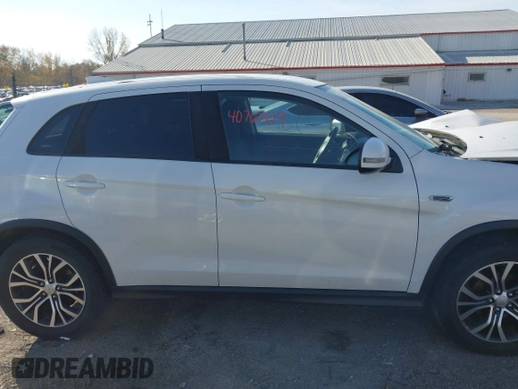 2018 Mitsubishi Outlander Sport ES 2.0 with VIN JA4AR3AU1JZ018060, listed as a IAAI auction lot 40712329 with 118,852 mi miles. Bid and sale history available at carsss.com. Image 13.