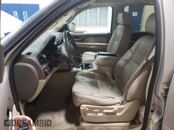 2008 GMC Yukon SLT w/4SB with VIN 1GKFC13J48J227438, listed as a Copart auction lot 48971415 with 209,626 mi miles and Salvage Title. Bid and sale history available at carsss.com. Image 7.