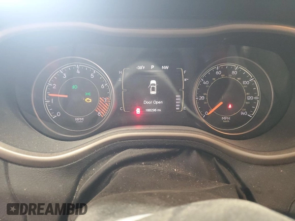 2015 Jeep Cherokee North with VIN 1C4PJMCS2FW634318, listed as a Copart auction lot 53539995 with 188,298 mi miles and Salvage Title. Bid and sale history available at carsss.com. Image 9.