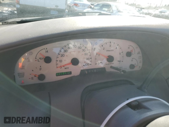 2003 Ford F-150 XL z VIN 1FTRF07W33KC45125, wystawiony jako Copart lot #48706835 z przebiegiem 86 641 mil mil oraz Szkoda całkowita • Salvage title. Historia ofert i sprzedaży dostępna na DreamBid. Obrazek 9.