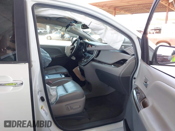 2017 Toyota Sienna XLE Auto Access Seat with VIN 5TDYZ3DC3HS849191, listed as a IAAI auction lot 42138309 with 80,324 mi miles and . Bid and sale history available at DreamBid. Image 5.