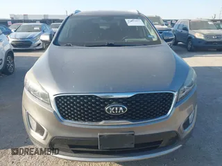 2017 Kia Sorento EX V6 with VIN 5XYPH4A58HG298313, listed as a IAAI auction lot 42037937 with 167,097 mi miles. Bid and sale history available at carsss.com. Image 12.