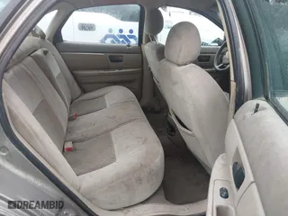 2004 Ford Taurus SE with VIN 1FAFP53U94A131211, listed as a IAAI auction lot 40930929 with 1 mi miles. Bid and sale history available at carsss.com. Image 8.