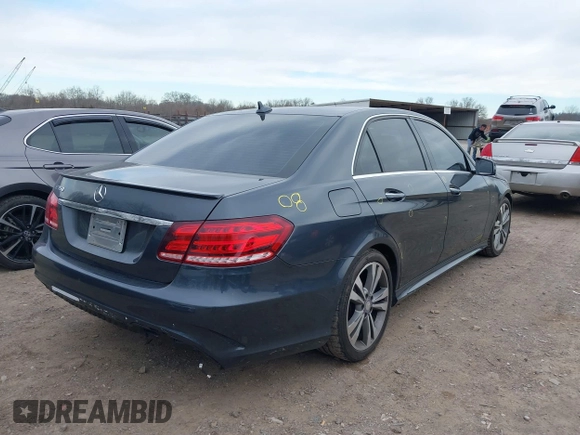 2014 Mercedes-Benz E 350 Sport с VIN WDDHF5KB2EA856839, выставлен на аукционе IAAI как лот 41752903 с пробегом 133 806 миль миль и . История ставок и продаж доступна на DreamBid. Изображение 4.