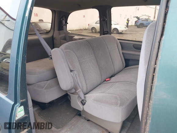 1995 Ford Windstar GL z VIN 2FMDA5147SBA11247, wystawiony jako IAAI lot #41620737 z przebiegiem 163 666 mil mil oraz . Historia ofert i sprzedaży dostępna na DreamBid. Obrazek 8.