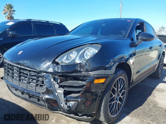 2018 Porsche Macan with VIN WP1AA2A54JLB04139, listed as a IAAI auction lot 41304595 with 53,012 mi miles and . Bid and sale history available at DreamBid. Image 6.