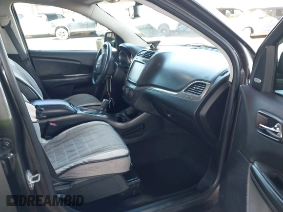 2017 Dodge Journey Crossroad Plus with VIN 3C4PDCGB0HT581249, listed as a IAAI auction lot 41703058 with 122,226 mi miles and . Bid and sale history available at DreamBid. Image 5.