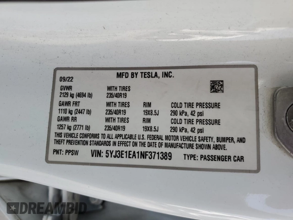 2022 Tesla Model 3 z VIN 5YJ3E1EA1NF371389, wystawiony jako Copart lot #59639665 z przebiegiem 84 719 mil mil oraz Czysty tytuł • Clean title. Historia ofert i sprzedaży dostępna na DreamBid. Obrazek 12.