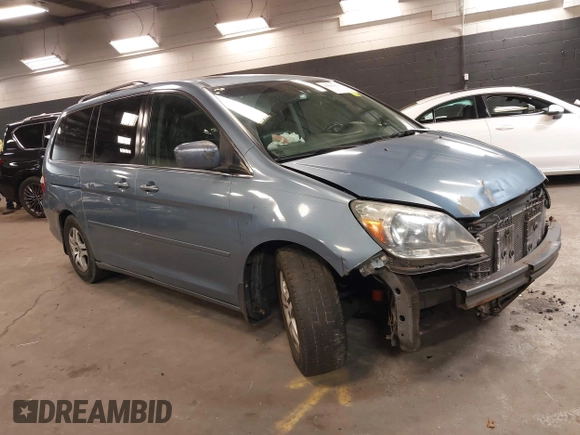 2007 Honda Odyssey EX-L with VIN 5FNRL38687B102568, listed as a IAAI auction lot 41991054 with 243,896 mi miles. Bid and sale history available at carsss.com. Image 1.