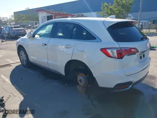 2016 Acura RDX with VIN 5J8TB3H35GL002912, listed as a IAAI auction lot 41344983 with 100,123 mi miles. Bid and sale history available at carsss.com. Image 3.