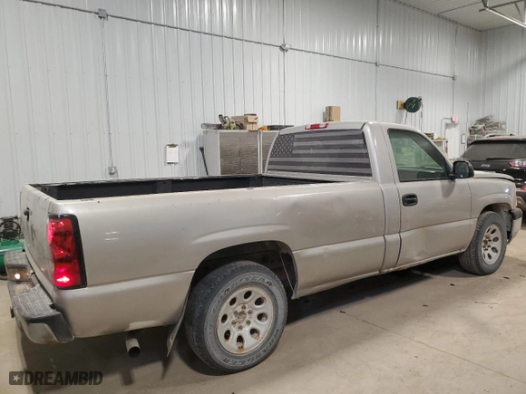 2005 Chevrolet Silverado 1500 Work Truck with VIN 1GCEC14X55Z166298, listed as a Copart auction lot 87668845 with NaN miles and Salvage Title. Bid and sale history available at carsss.com. Image 3.