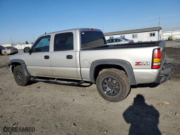 2006 GMC Sierra 1500 SLT with VIN 2GTEK13T561156091, listed as a Copart auction lot 42804185 with 168,864 mi miles and Salvage Title. Bid and sale history available at carsss.com. Image 2.
