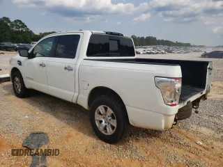 2017 Nissan Titan SV with VIN 1N6AA1EK6HN528431, listed as a Copart auction lot 59237645 with 105,940 mi miles and Salvage title. Bid and sale history available at DreamBid. Image 2.