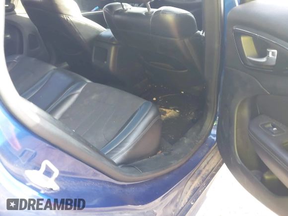 2015 Chrysler 200 S with VIN 1C3CCCBBXFN658834, listed as a IAAI auction lot 40692713 with 144,128 mi miles and . Bid and sale history available at DreamBid. Image 8.