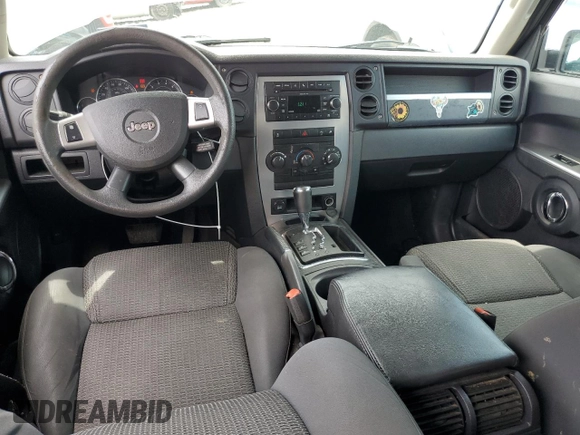2010 Jeep Commander Sport с VIN 1J4RG4GK9AC158607, выставлен на аукционе Copart как лот 62469675 с пробегом 214 062 миль миль и Списание • Salvage title. История ставок и продаж доступна на DreamBid. Изображение 8.