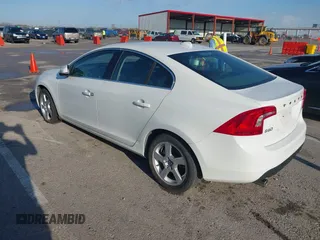 2013 Volvo S60 T5 Premier with VIN YV1612FS8D1232707, listed as a IAAI auction lot 41916058 with Not provided miles and . Bid and sale history available at DreamBid. Image 3.