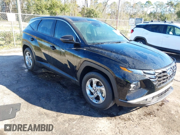 2022 Hyundai Tucson SE with VIN 5NMJA3AE2NH079952, listed as a IAAI auction lot 40908823 with 8,203 mi miles and . Bid and sale history available at carsss.com. Image 1.