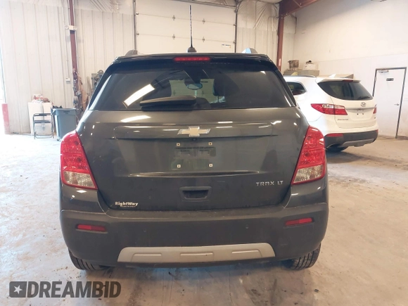 2016 Chevrolet Trax LT z VIN 3GNCJLSB8GL260323, wystawiony jako IAAI lot #42225908 z przebiegiem 134 265 mil mil oraz . Historia ofert i sprzedaży dostępna na DreamBid. Obrazek 16.