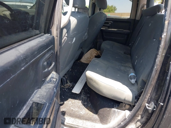 2014 Ram 1500 Tradesman z VIN 1C6RR6FG2ES339933, wystawiony jako IAAI lot #42594859 z przebiegiem Nie podano mil oraz . Historia ofert i sprzedaży dostępna na DreamBid. Obrazek 8.