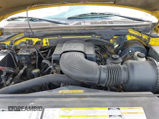 2000 Ford F-150 XL with VIN 1FTRX18W0YKB28000, listed as a IAAI auction lot 42451649 with 193,718 mi miles and . Bid and sale history available at DreamBid. Image 10.