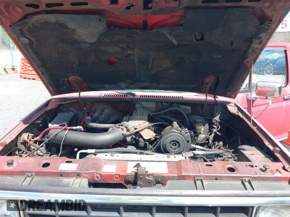 1986 Ford Ranger with VIN 1FTCR15T1GPA77845, listed as a IAAI auction lot 42033135 with 27,474 mi miles. Bid and sale history available at carsss.com. Image 10.