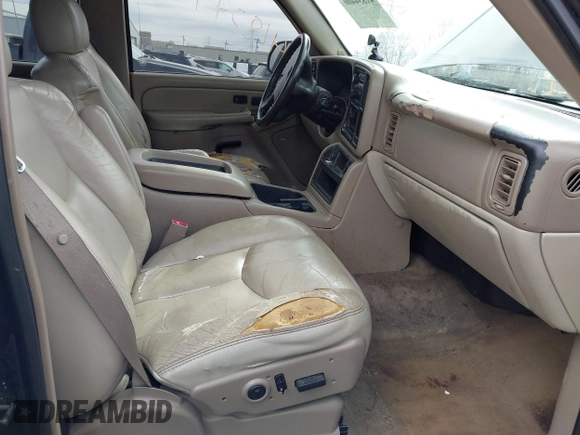 2004 GMC Yukon SLT with VIN 1GKEK13Z74R114583, listed as a IAAI auction lot 41834400 with 311,567 mi miles. Bid and sale history available at carsss.com. Image 5.