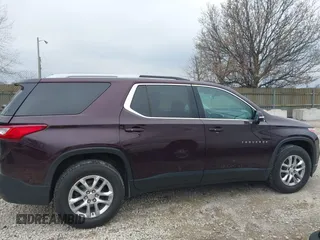 2018 Chevrolet Traverse LT Cloth z VIN 1GNERGKW2JJ282845, wystawiony jako IAAI lot #41990694 z przebiegiem 101 659 mil mil oraz . Historia ofert i sprzedaży dostępna na DreamBid. Obrazek 13.