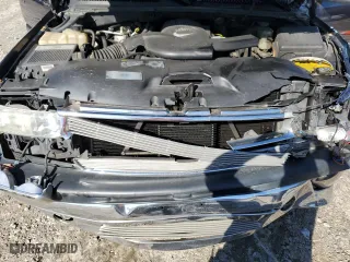 2002 Chevrolet Tahoe LT with VIN 1GNEC13Z92R313048, listed as a Copart auction lot 43463735 with 253,155 mi miles and Salvage Title. Bid and sale history available at carsss.com. Image 12.