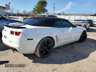 2013 Chevrolet Camaro LT z VIN 2G1FC3D30D9217897, wystawiony jako Copart lot #42090665 z przebiegiem 132 813 mil mil oraz Szkoda całkowita • Salvage title. Historia ofert i sprzedaży dostępna na DreamBid. Obrazek 3.