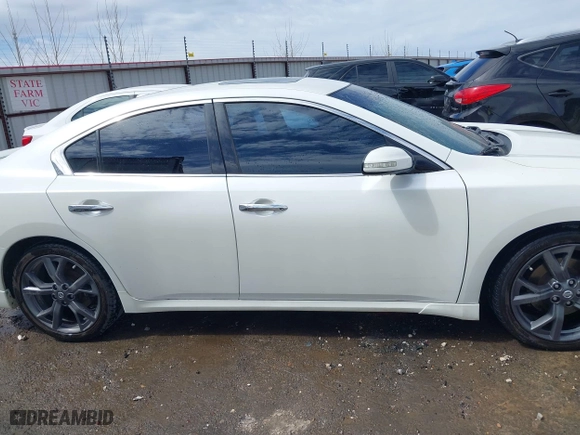 2014 Nissan Maxima 3.5 SV w/Sport Pkg with VIN 1N4AA5AP7EC447012, listed as a IAAI auction lot 41854199 with 219,367 mi miles. Bid and sale history available at carsss.com. Image 13.