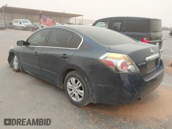 2010 Nissan Altima 2.5 S with VIN 1N4AL2AP3AC121307, listed as a IAAI auction lot 41822591 with Not Provided miles. Bid and sale history available at carsss.com. Image 3.