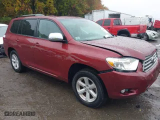 2010 Toyota Highlander SE with VIN 5TDJK3EH6AS034652, listed as a IAAI auction lot 40511681 with 114,219 mi miles. Bid and sale history available at carsss.com. Image 1.
