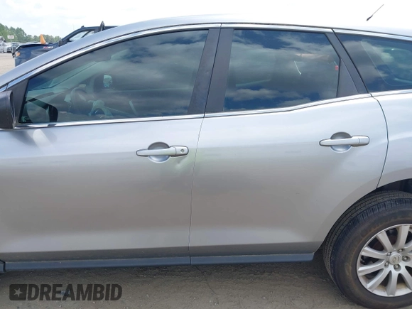 2010 Mazda CX-7 Sport z VIN JM3ER2W59A0301241, wystawiony jako IAAI lot #42215731 z przebiegiem 172 716 mil mil oraz . Historia ofert i sprzedaży dostępna na DreamBid. Obrazek 14.