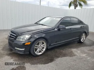 2014 Mercedes-Benz C 250 Sport with VIN WDDGF4HB7EA936280, listed as a Copart auction lot 62165085 with 121,498 mi miles and Clean title. Bid and sale history available at DreamBid. Image 1.