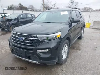 2023 Ford Explorer XLT with VIN 1FMSK8DH4PGB28045, listed as a IAAI auction lot 41723221 with 32,191 mi miles. Bid and sale history available at carsss.com. Image 17.