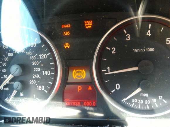 2007 BMW 3 Series 328i with VIN WBAVA33597KX72102, listed as a IAAI auction lot 36632710 with 267,435 mi miles and . Bid and sale history available at DreamBid. Image 7.