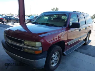 2003 Chevrolet Suburban LS with VIN 1GNEC16T13J311799, listed as a IAAI auction lot 42749805 with 354,818 mi miles and . Bid and sale history available at DreamBid. Image 2.