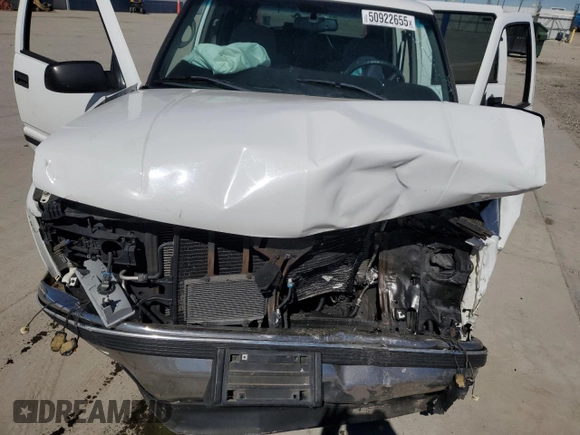 1999 GMC Yukon with VIN 1GKEC13R4XJ809507, listed as a Copart auction lot 50922655 with 227,923 mi miles and Salvage Title. Bid and sale history available at carsss.com. Image 12.