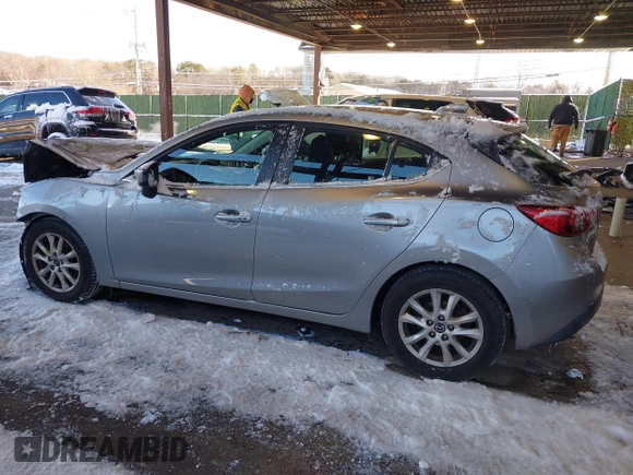 2015 Mazda 3 i Touring with VIN 3MZBM1L71FM188994, listed as a IAAI auction lot 41367866 with 114,985 mi miles and . Bid and sale history available at carsss.com. Image 3.