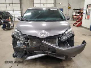 2016 Toyota Sienna SE with VIN 5TDXK3DC2GS750120, listed as a Copart auction lot 47225375 with 103,203 mi miles and Salvage title. Bid and sale history available at DreamBid. Image 5.