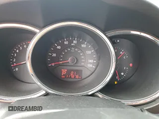 2012 Kia Sorento EX z VIN 5XYKU4A27CG229651, wystawiony jako Copart lot #60314715 z przebiegiem 117 876 mil mil oraz Szkoda całkowita • Salvage title. Historia ofert i sprzedaży dostępna na DreamBid. Obrazek 9.